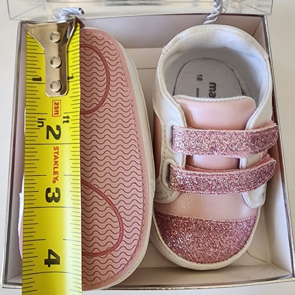 SOLD BNIB Pink Sparkle Sneaker-Style Baby Shoe - Picture 2 of 6